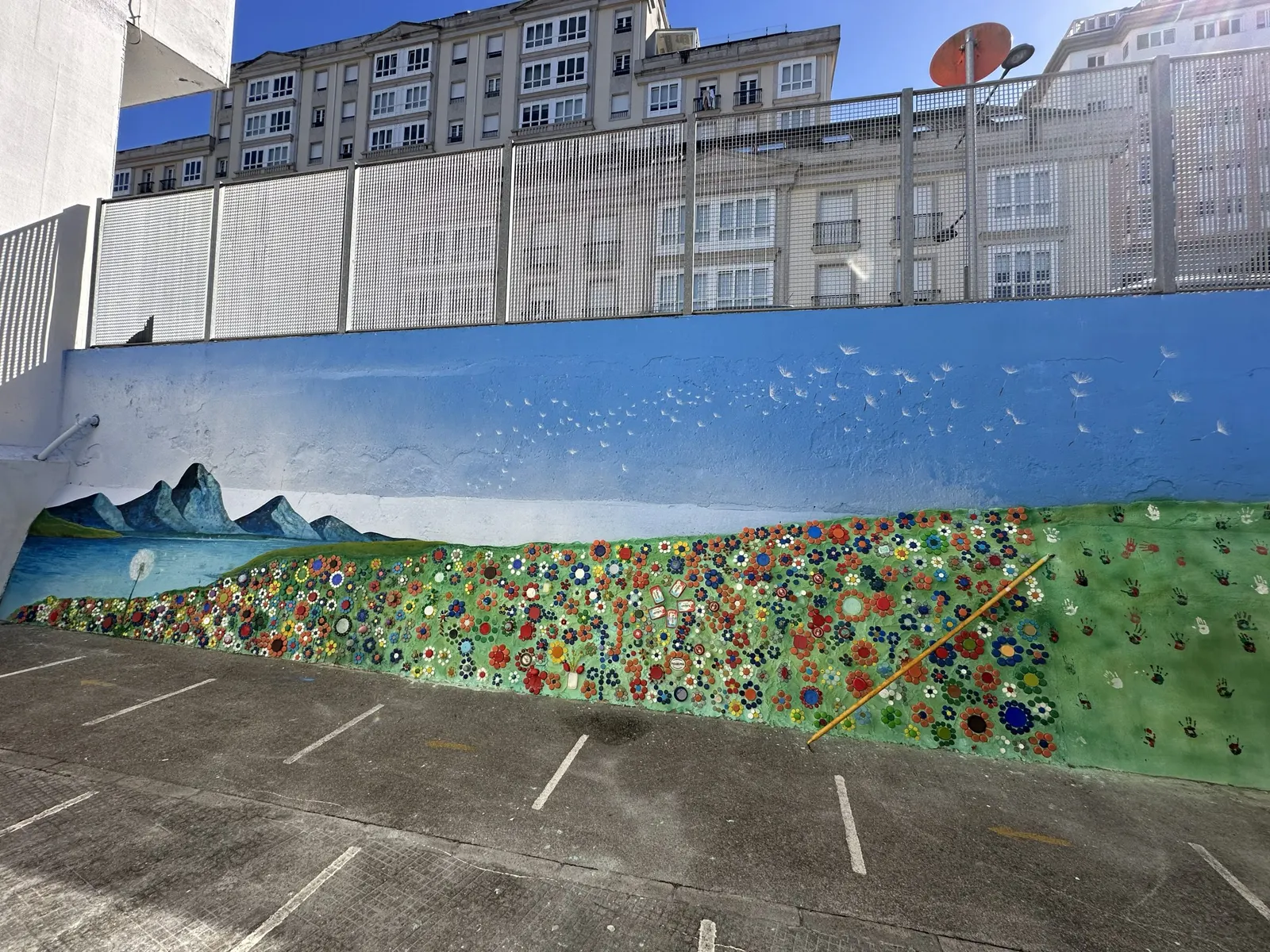 Taller mural — Colegio San Roque — Centros educativos · Mayo 2025 (1/3)